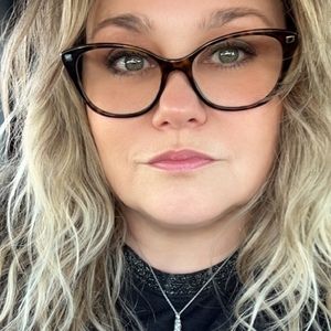 Meet your Posher, Tracy